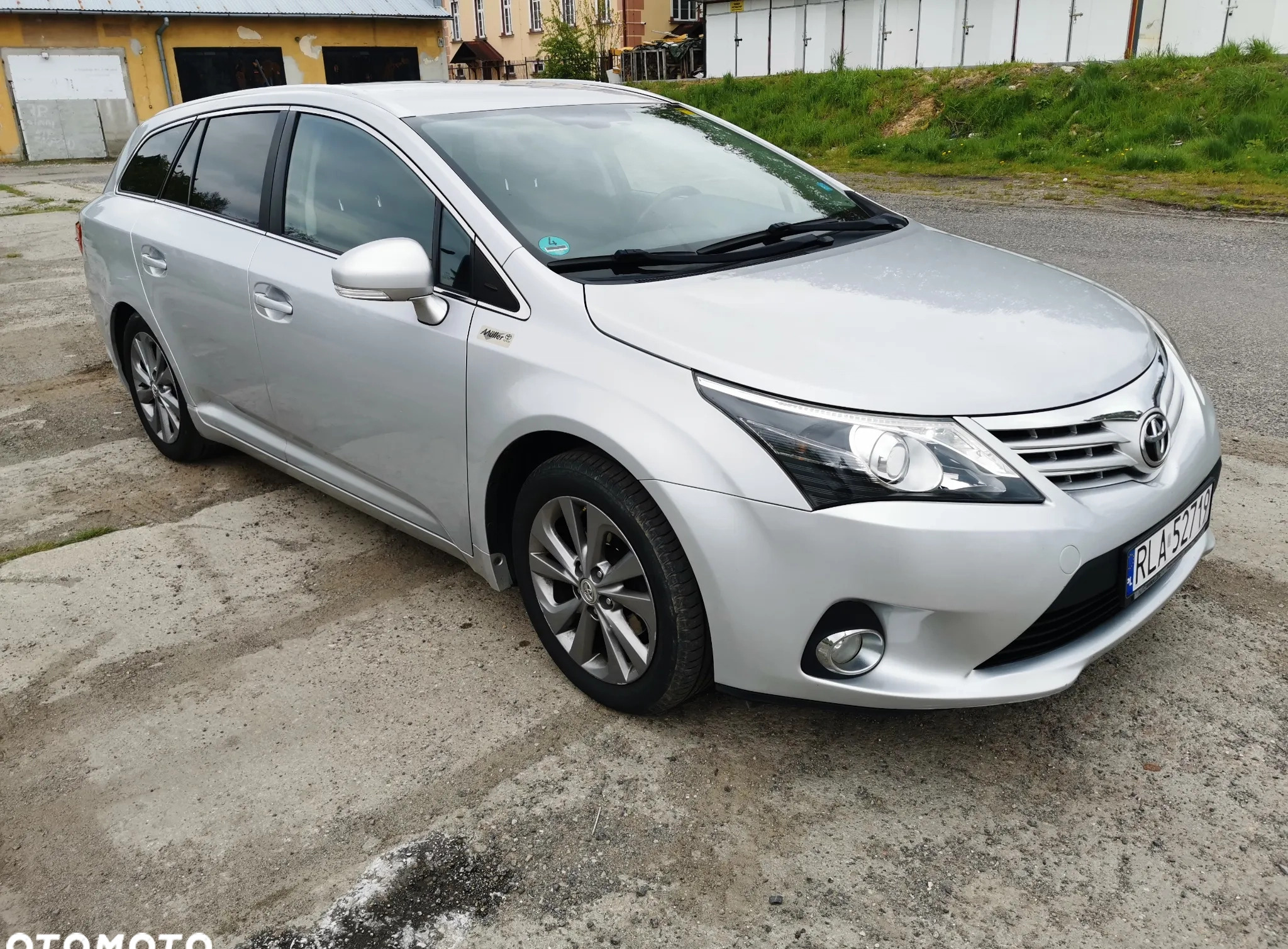 Toyota Avensis cena 39900 przebieg: 228000, rok produkcji 2012 z Łańcut małe 211